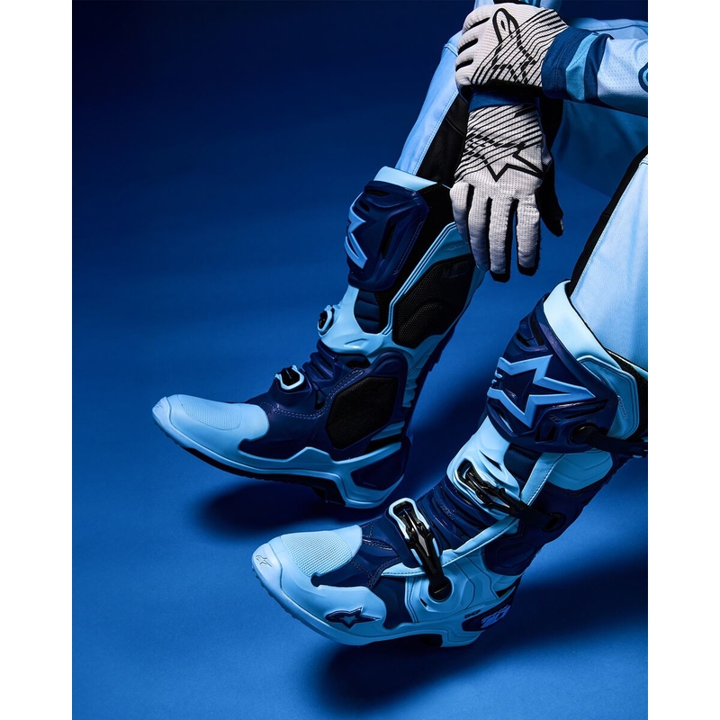 Riboto leidimo "Alpinestars Tech 10 Steelers" mėlyni ir šviesiai mėlyni motociklininko batai