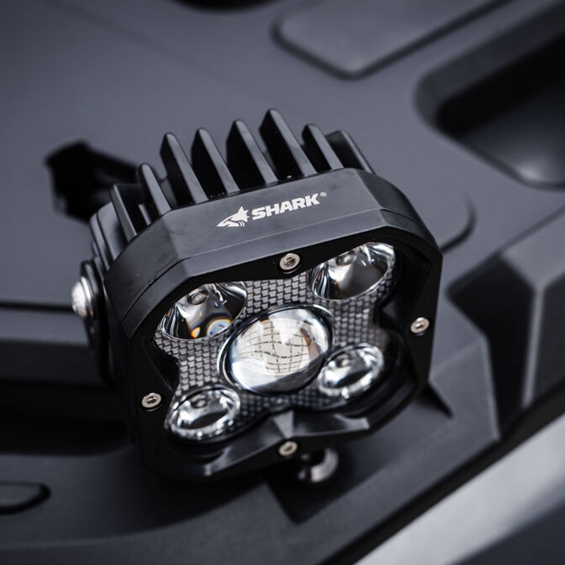 SHARK LED vairavimo lemputė su lazeriniu LED 3,2" 40 W juoda