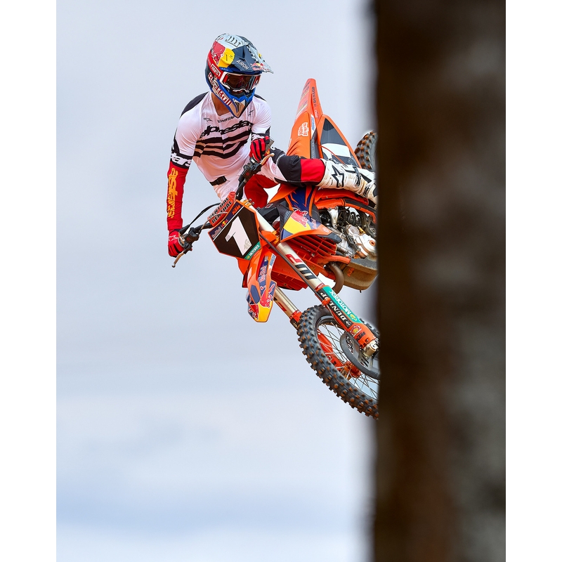 "Alpinestars Techstar" riboto leidimo "Deep black-white-fluo red-orange" motokroso marškinėliai