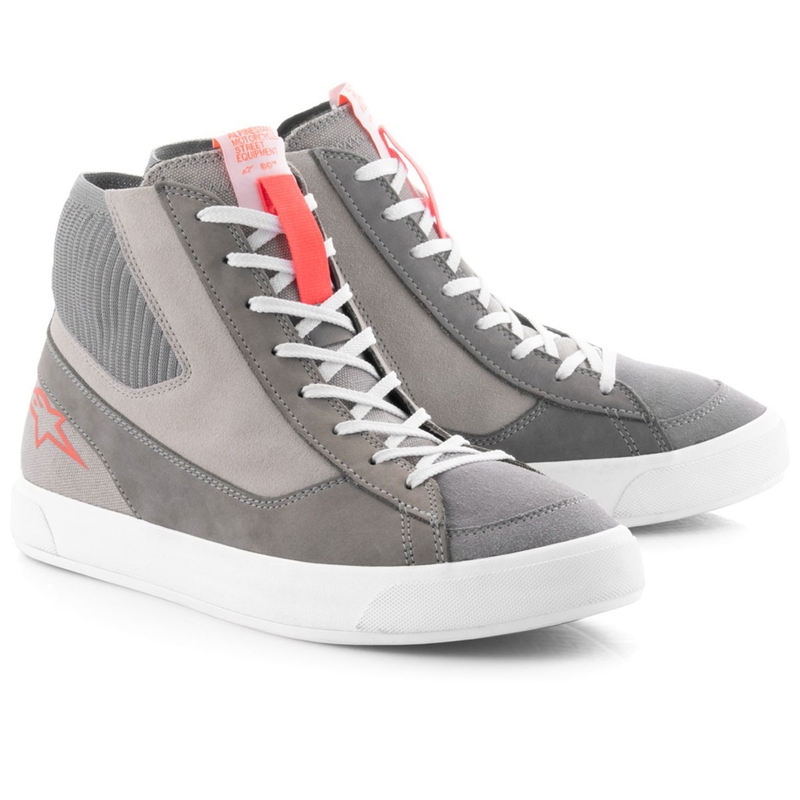 Alpinestars Stated šviesiai pilki-fluo raudoni-balti motociklininko batai