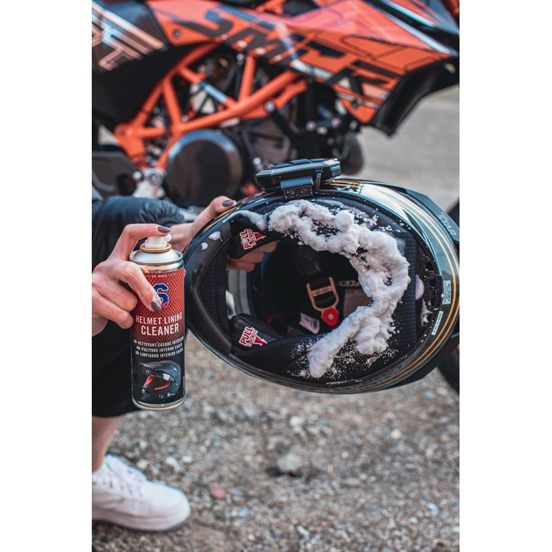 Šalmo vidaus valymo ir dezinfekavimo priemonė S100 300 ml