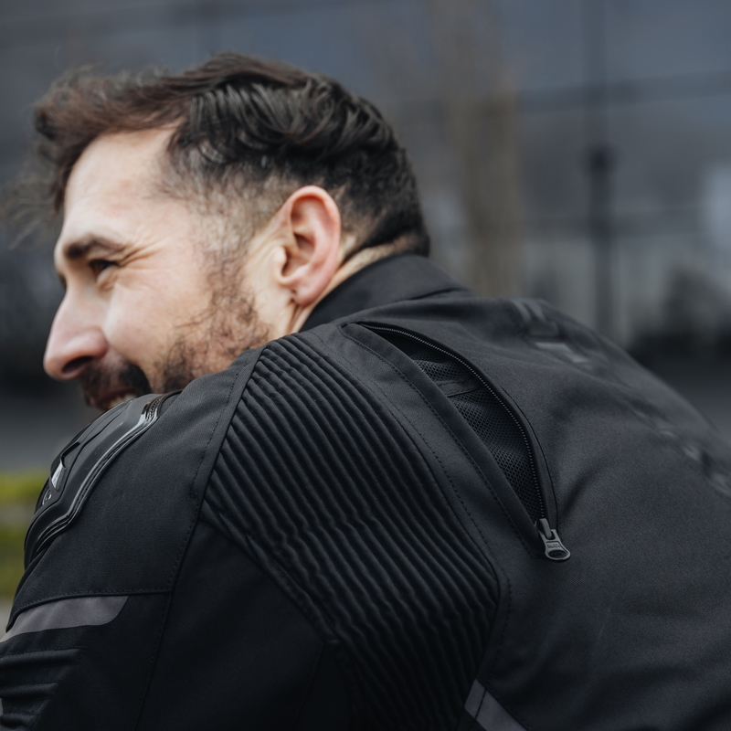 Rebelhorn Vandal Black motociklininko striukė