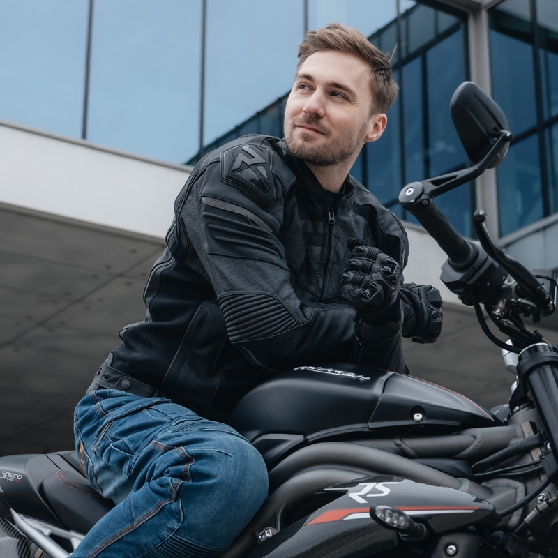 Rebelhorn Vandal Juoda odinė motociklo striukė
