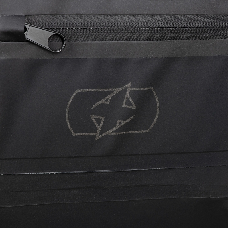 "Oxford Aqua D-70" juodos spalvos galinis balnelis