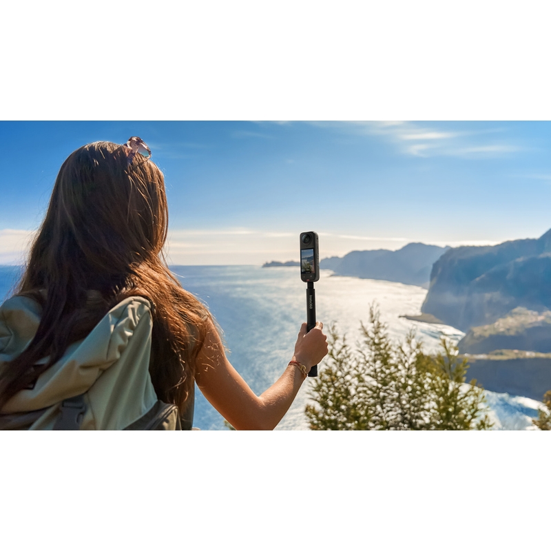 "Insta360 X4" motociklų komplekto veiksmo kamera juoda