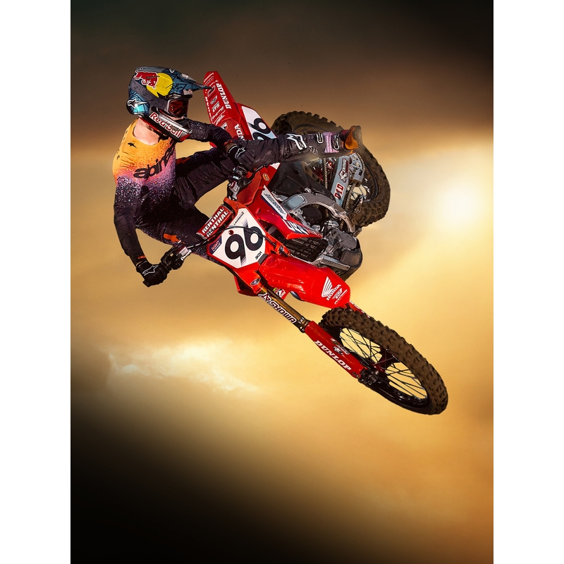 „Alpinestars Supertech S-M10“ riboto leidimo motokroso šalmas „Black Hole“, juodos spalvos