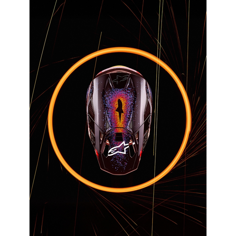 „Alpinestars Supertech S-M10“ riboto leidimo motokroso šalmas „Black Hole“, juodos spalvos