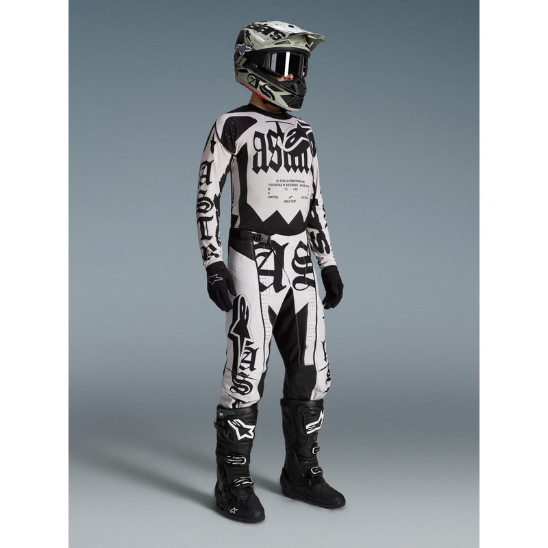 „Alpinestars Techstar“ riboto leidimo motokroso marškinėliai, „Wolf Dust“ smėlio-juodi