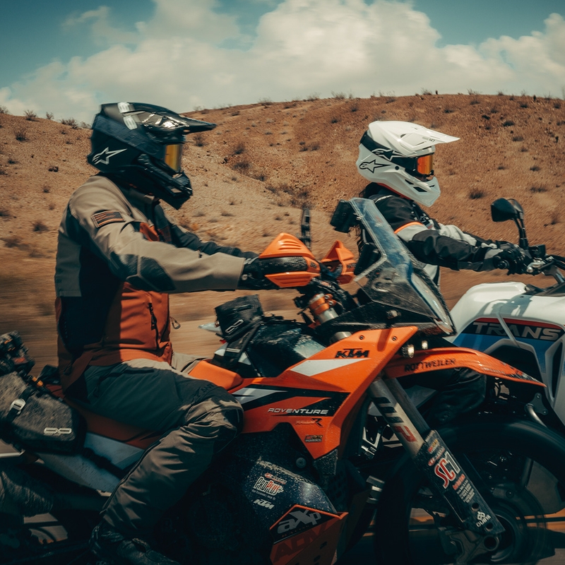 Alpinestars Andes V4 Drystar motociklo striukė šviesiai ruda-tamsiai oranžinė-juoda
