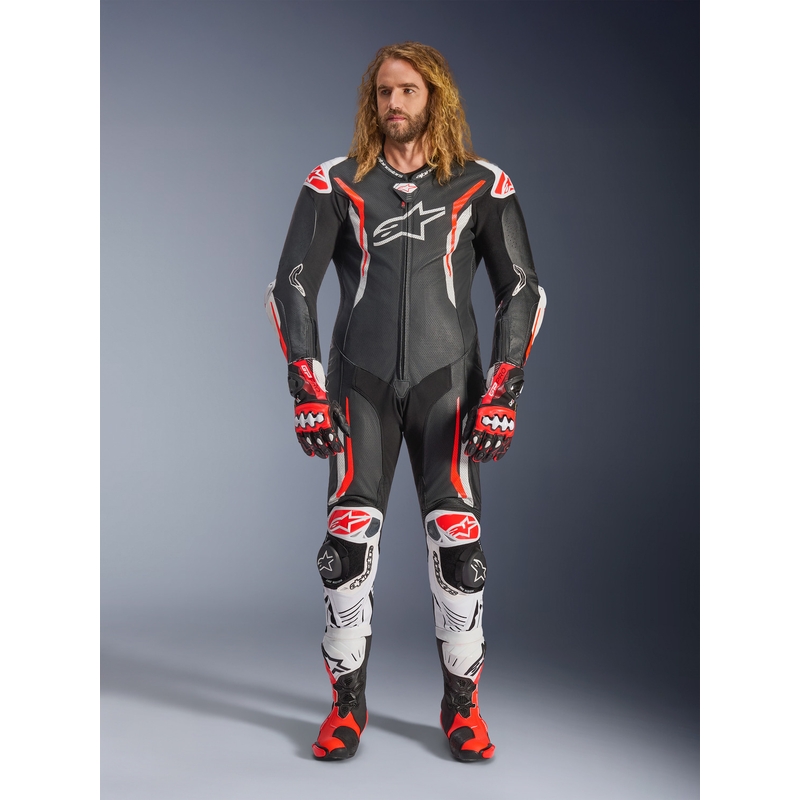 Alpinestars GP TECH V5 vientisas odinis motociklo kostiumas juodas-baltas-fluorescencinis raudonas
