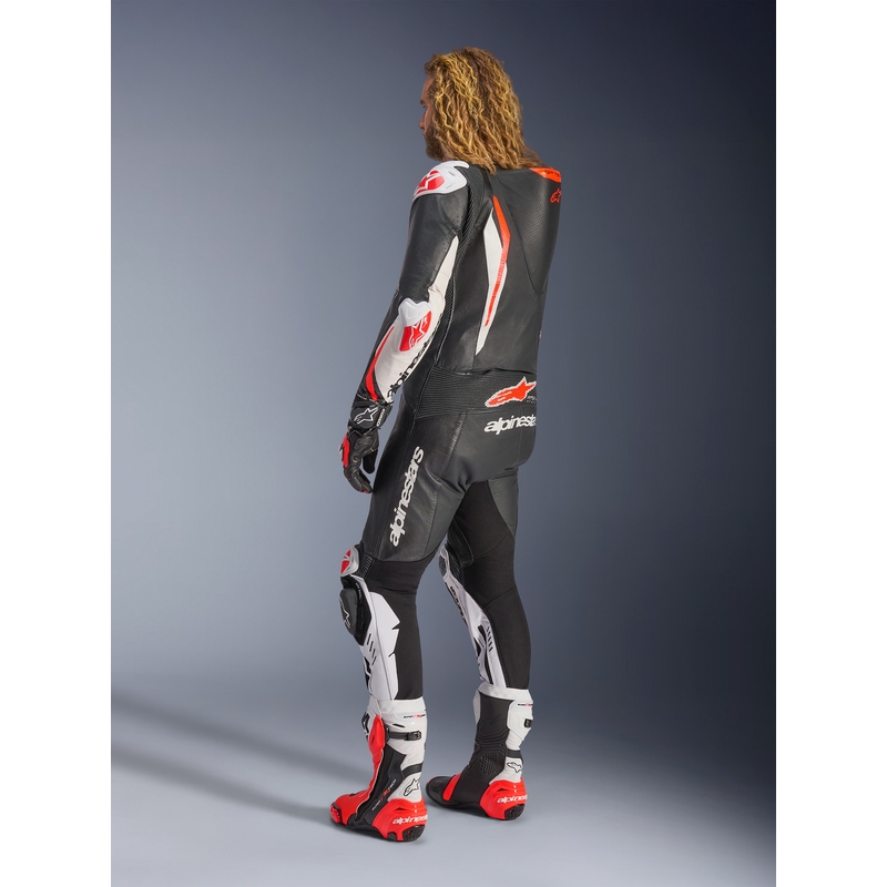 Alpinestars GP TECH V5 vientisas odinis motociklo kostiumas juodas-baltas-fluorescencinis raudonas