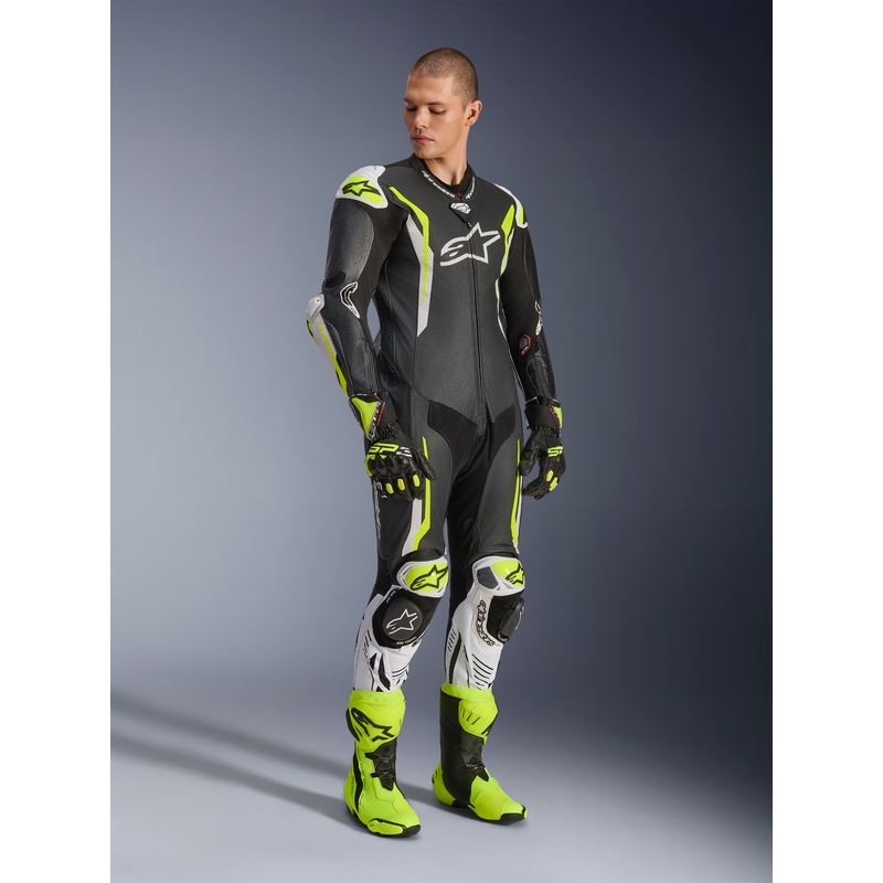 Alpinestars GP TECH V5 vientisas odinis motociklo kostiumas juodas-baltas-fluorescencinis geltonas