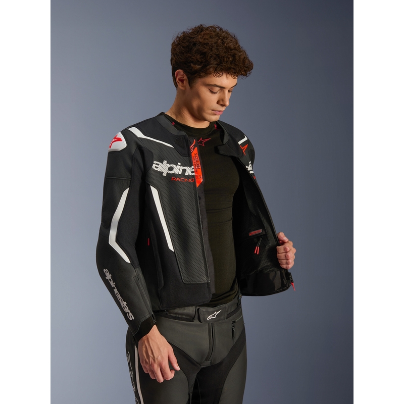 Alpinestars GP Force V2 Airflow odinė motociklo striukė, juoda-balta