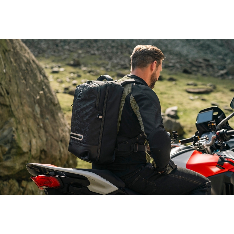 „Knox Eda Every Day Adventure“ motociklo kuprinė, 25 l, juoda