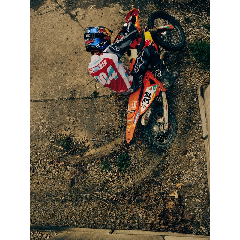Alpinestars Supertech S-M7 riboto leidimo „Beast Coast“ motokroso šalmas pilkai juodai oranžinis