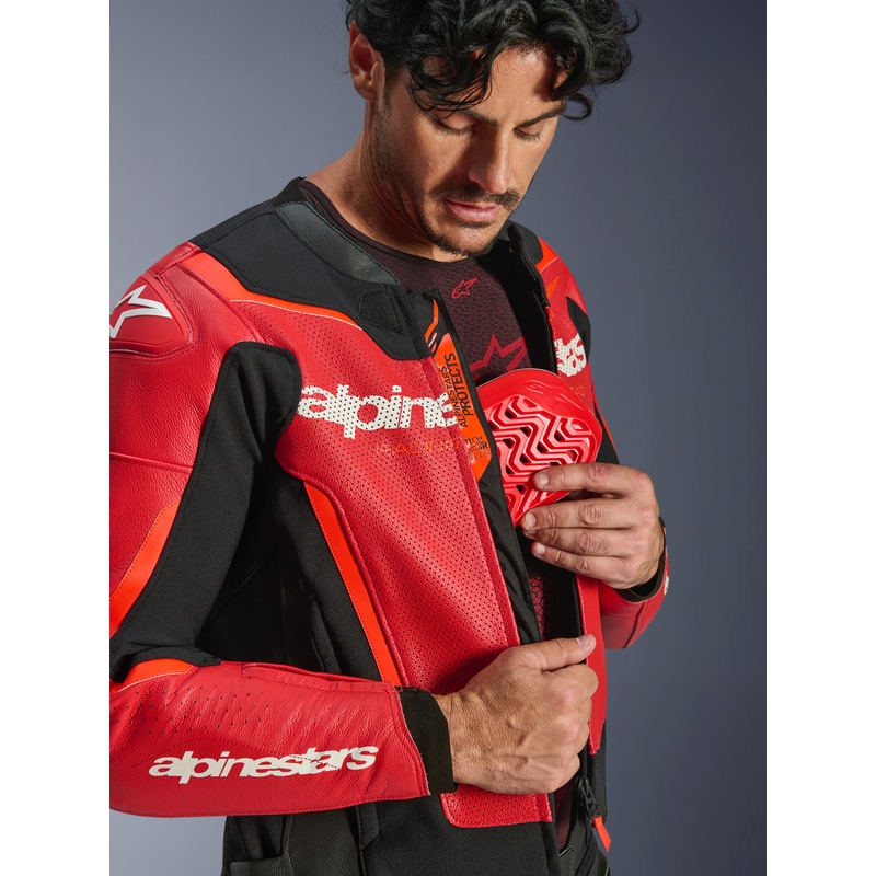 Alpinestars GP Force V2 Airflow odinė motociklo striukė, fluorescencinė raudona-juoda-balta