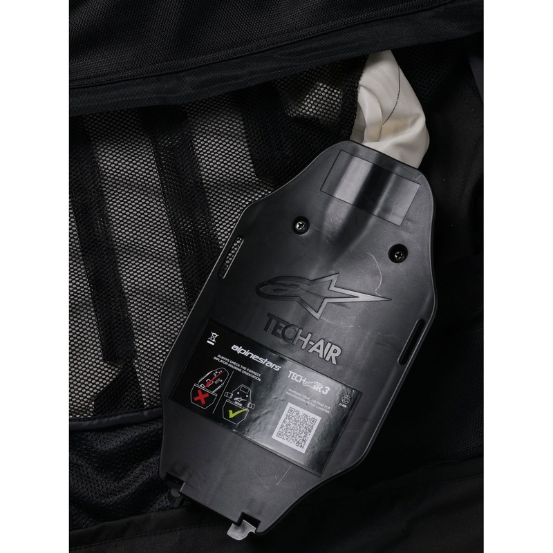 "Alpinestars Tech-Air®3 V2" sistemos oro pagalvių liemenė juoda - II. kokybė