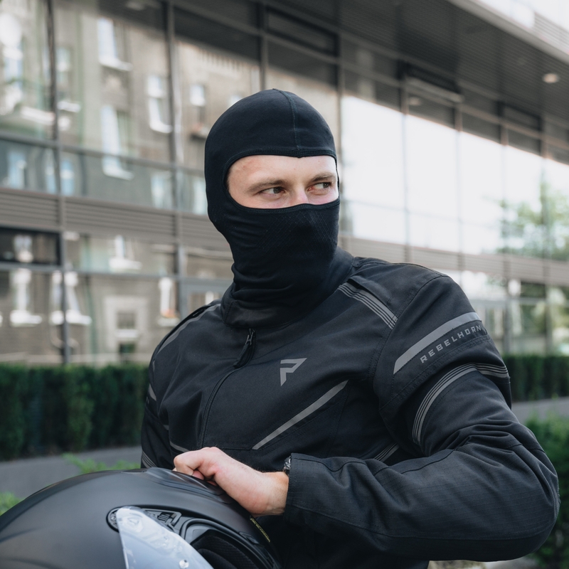 Rebelhorn Freeze II šalmo gobtuvas, juodas