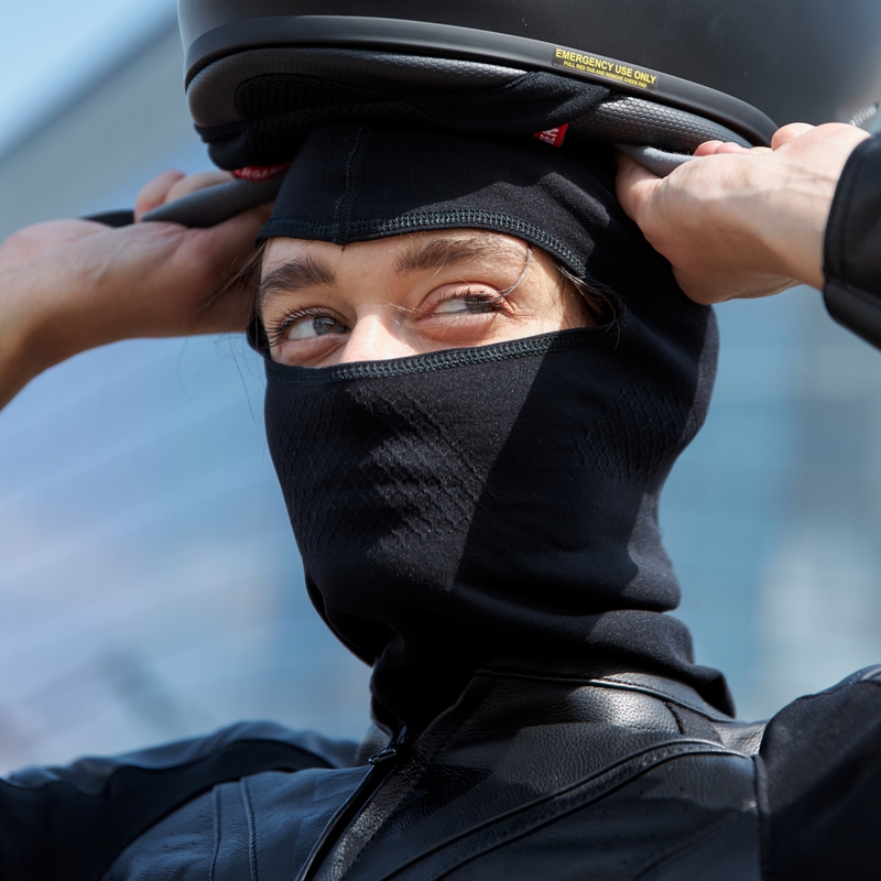Rebelhorn Freeze II šalmo gobtuvas, juodas