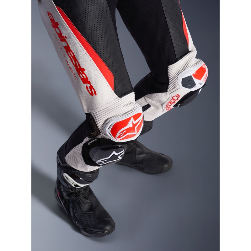 Moteriškas vientisas odinis motociklo kostiumas Alpinestars Stella GP-R7 balta-fluorescencinė raudona-juoda