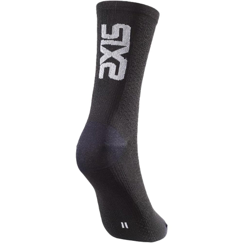 Funkcinės kojinės SIXS SHORT LOGO V2 juodos
