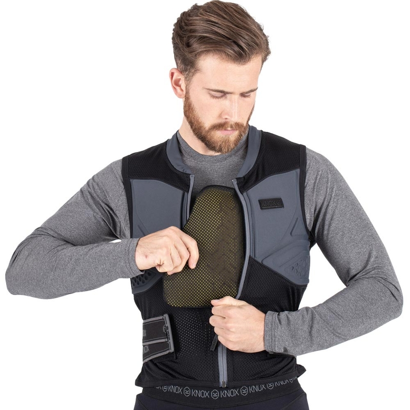 „Knox Micro-Lock“ krūtinės apsaugos atnaujinimas, juodas