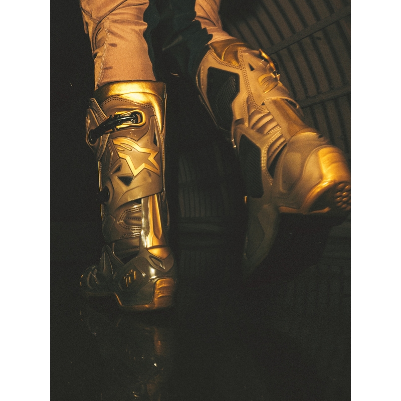 Alpinestars TECH 10 Limited Edition AIR GOLD motociklo batai rudi auksiniai