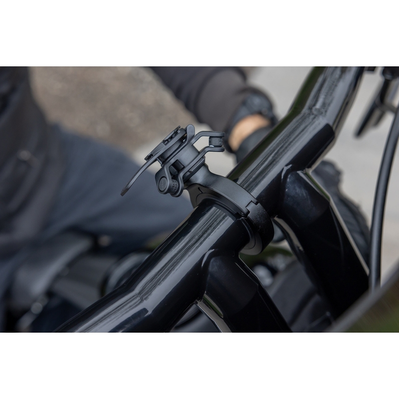 „Quad Lock® PRO“ didelis telefono laikiklis ant vairo, juodas